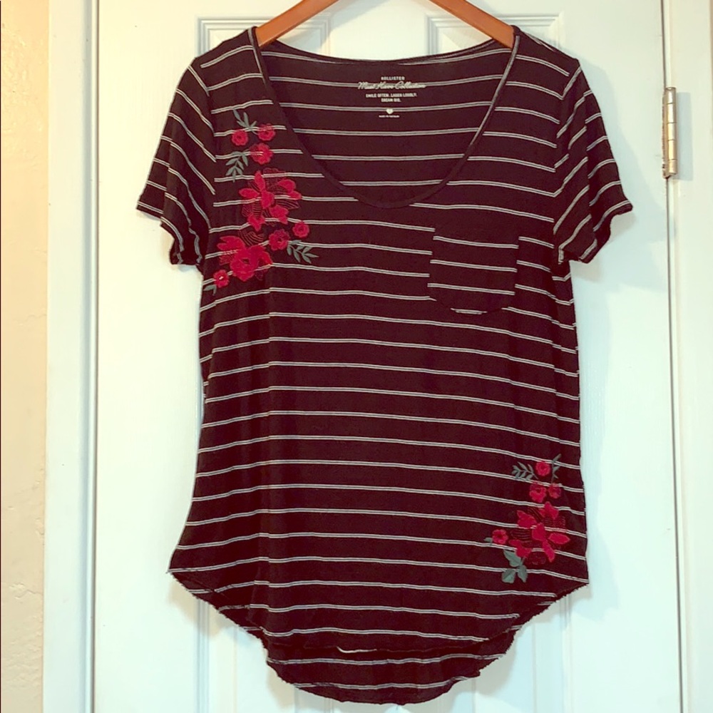 Hollister Must Have Collection Shirt